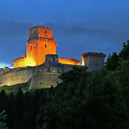 Il Turrione "App. Santa Chiara" Apartman Assisi Kültér fotó